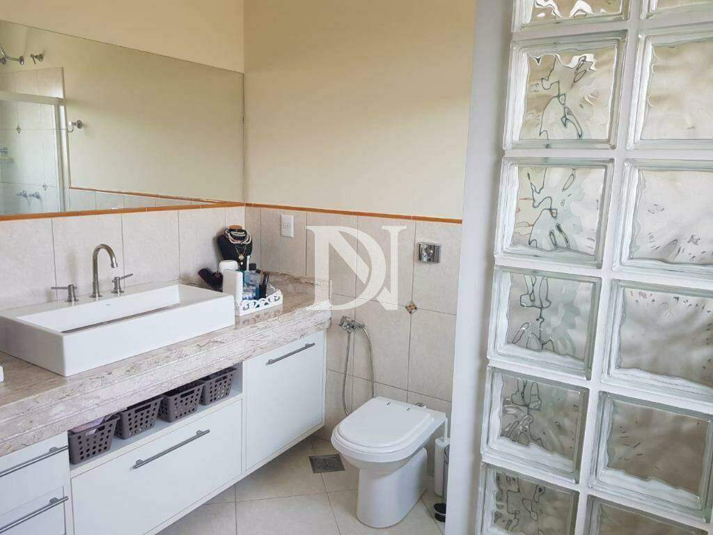 Casa em condomínio à venda no Condomínio Campos de Santo Antônio: 