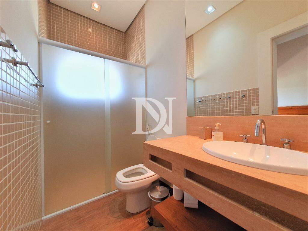 Casa em condomínio à venda no Condomínio Terras de São José II: 