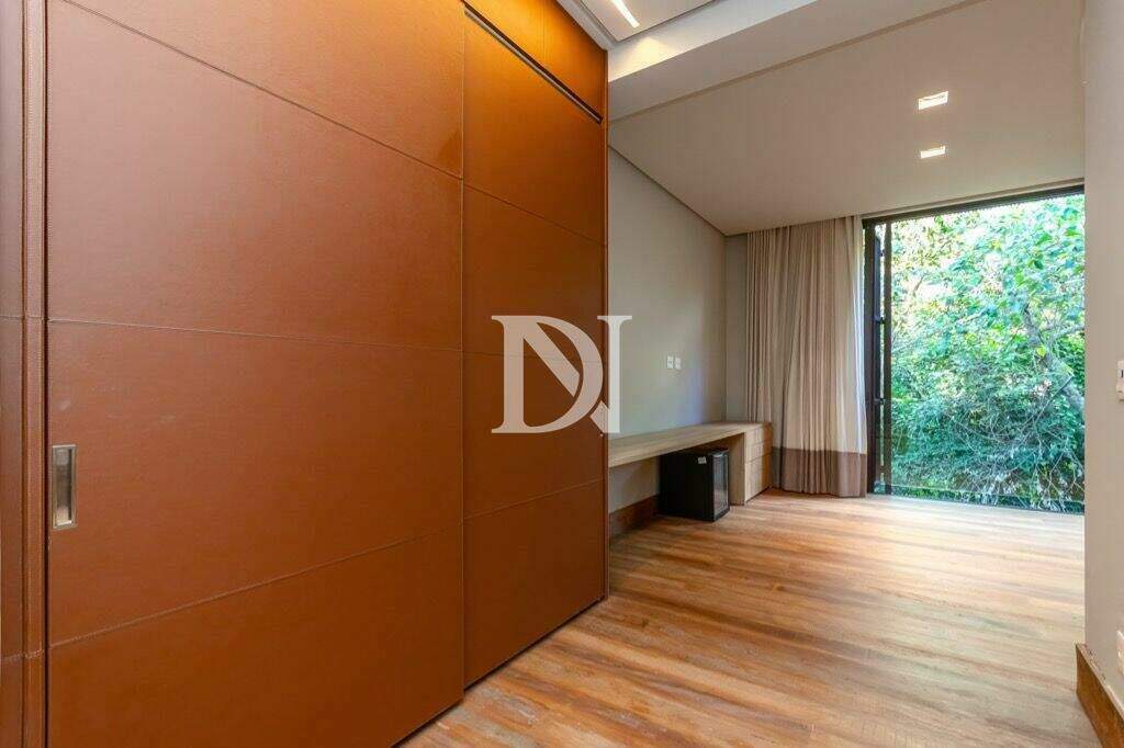 Casa em condomínio à venda no Residencial São José: 