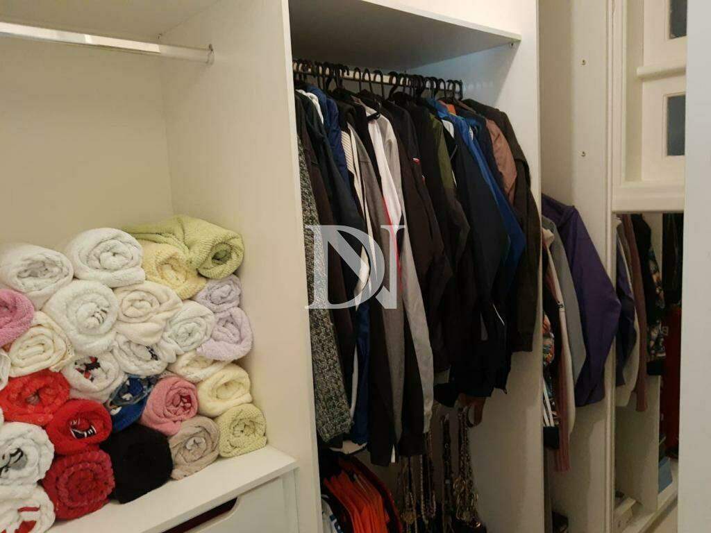 Casa em condomínio à venda no Condomínio City Castelo: 