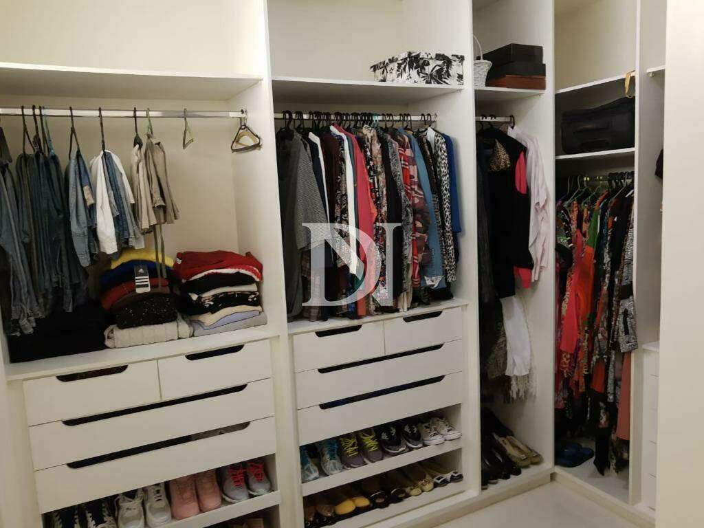 Casa em condomínio à venda no Condomínio City Castelo: 
