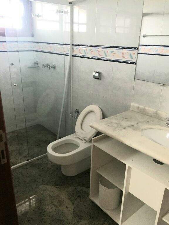 Casa em condomínio à venda no Parque Village Castelo: 