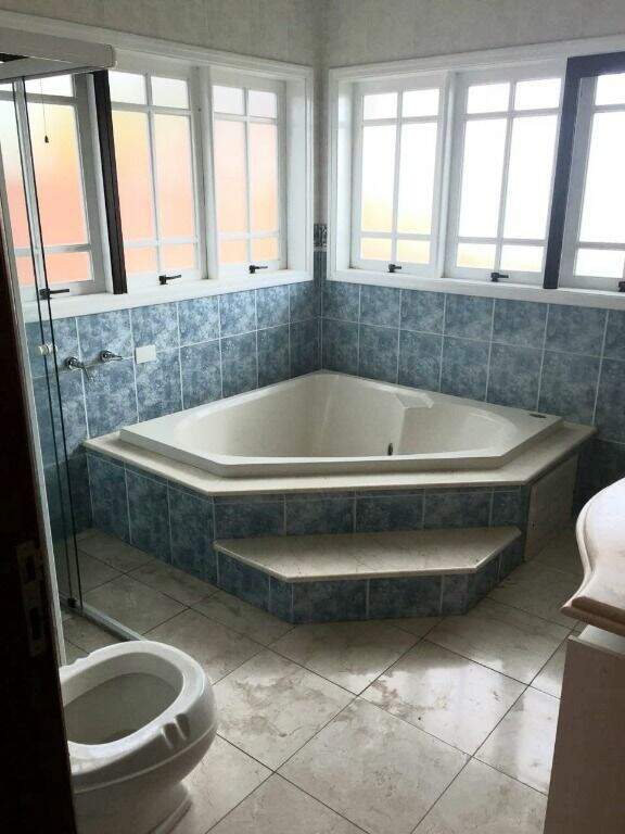 Casa em condomínio à venda no Parque Village Castelo: 