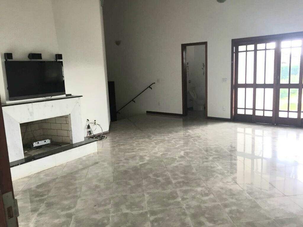 Casa em condomínio à venda no Parque Village Castelo: 