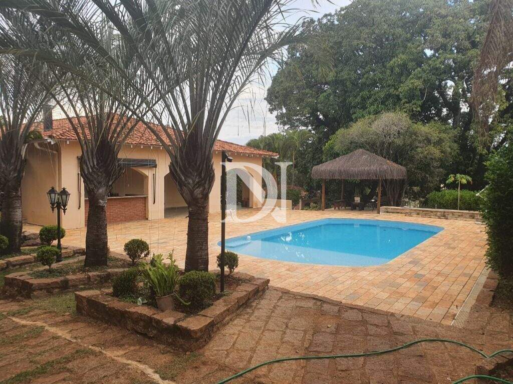 Casa em condomínio à venda no Condomínio Mangueiras de Itu: 