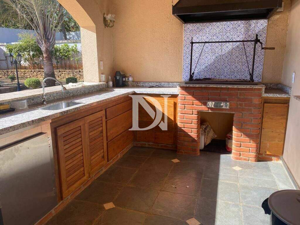 Casa em condomínio à venda no Condomínio Mangueiras de Itu: 