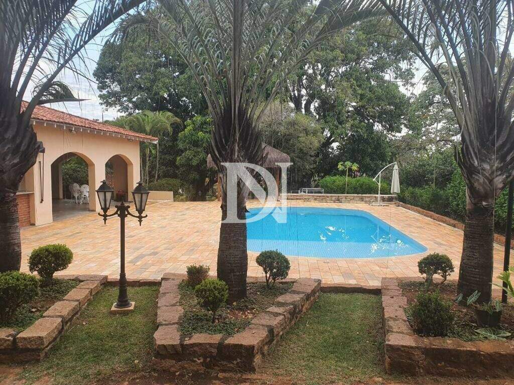 Casa em condomínio à venda no Condomínio Mangueiras de Itu: 