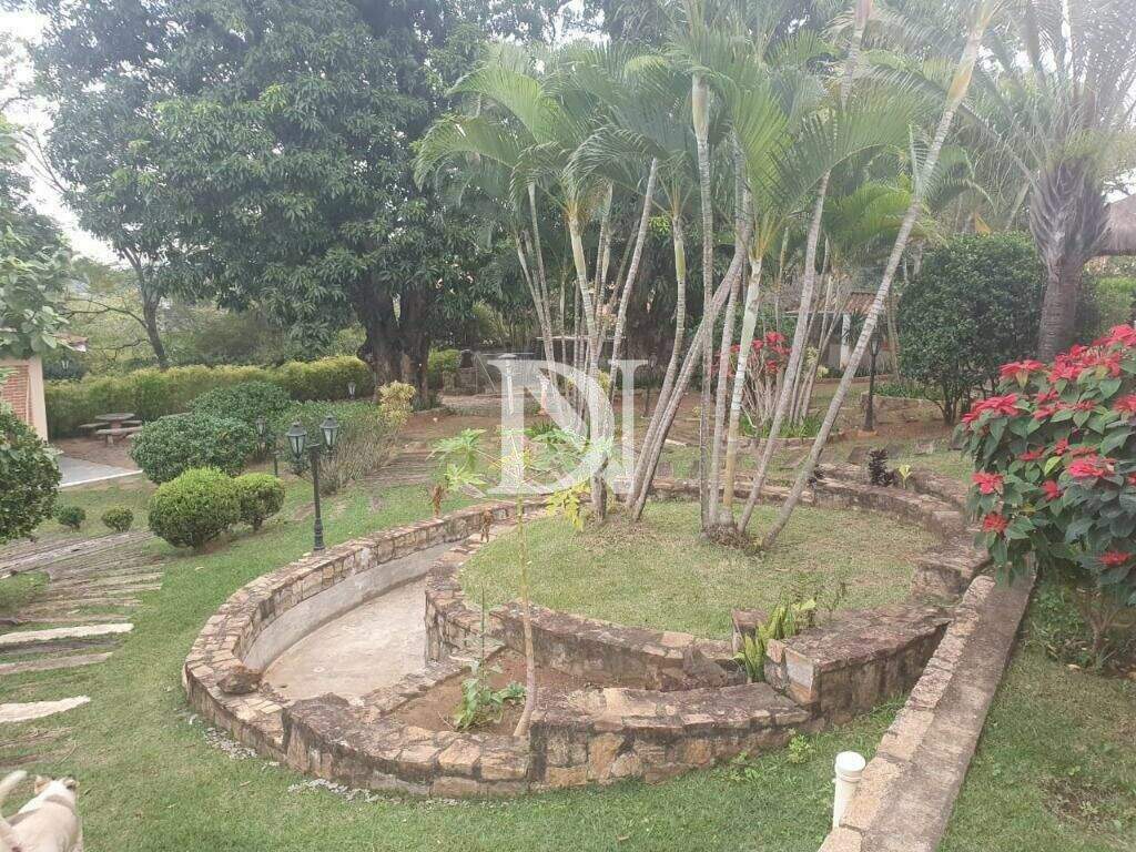 Casa em condomínio à venda no Condomínio Mangueiras de Itu: 