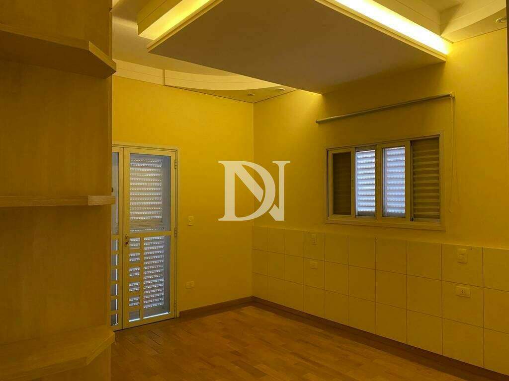 Casa em condomínio à venda no Jardim Theodora: 