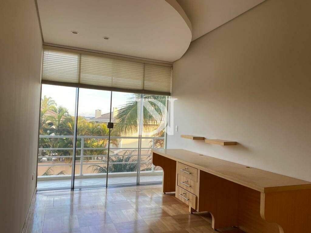 Casa em condomínio à venda no Jardim Theodora: 