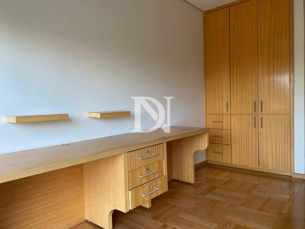 Casa em condomínio à venda no Jardim Theodora: 