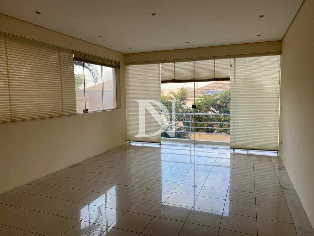 Casa em condomínio à venda no Jardim Theodora: 