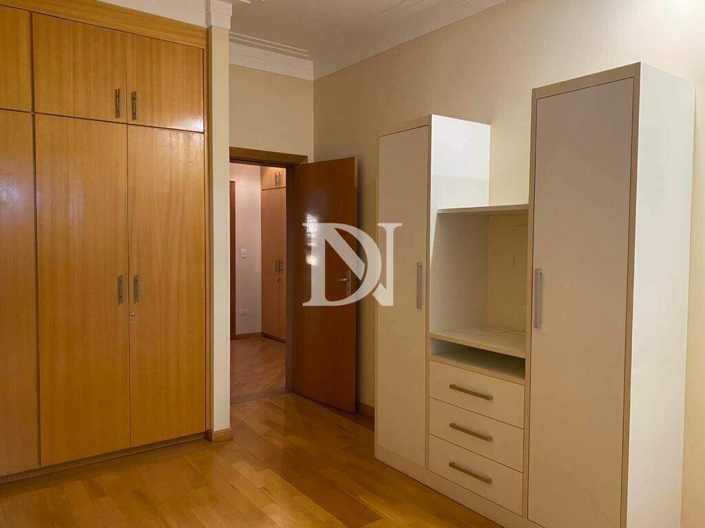 Casa em condomínio à venda no Jardim Theodora: 