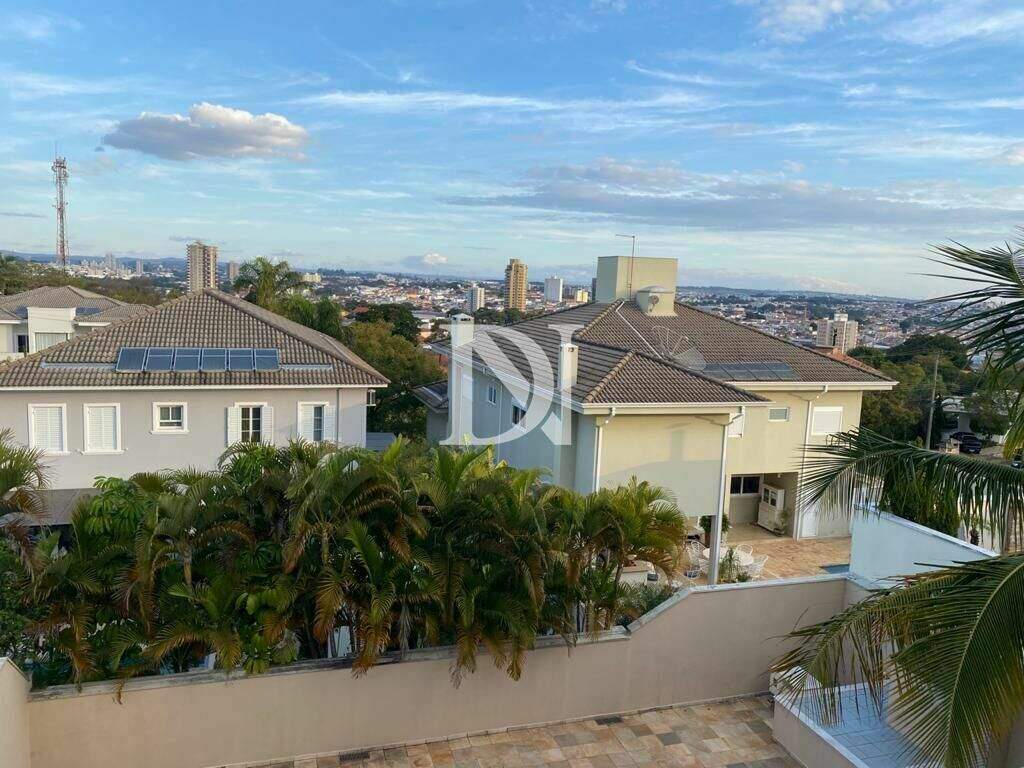 Casa em condomínio à venda no Jardim Theodora: 