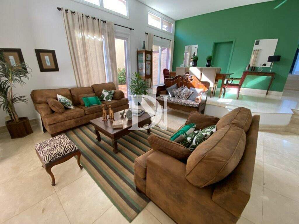 Casa em condomínio à venda no Jardim Theodora: 
