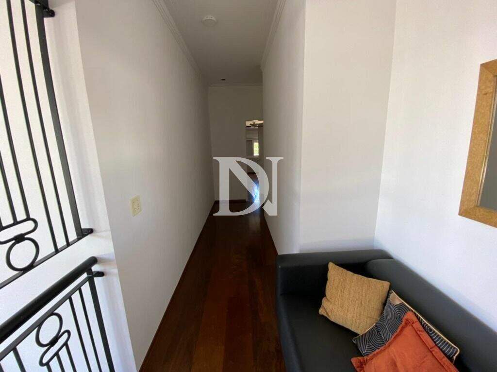 Casa em condomínio à venda no Jardim Theodora: 