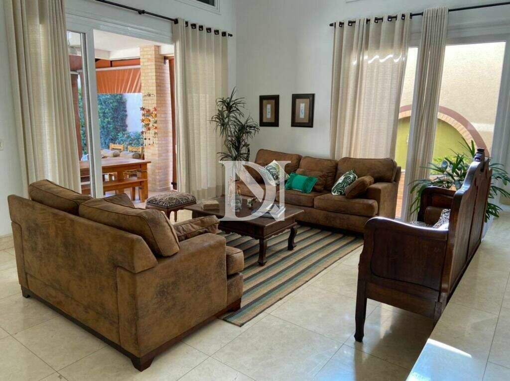 Casa em condomínio à venda no Jardim Theodora: 