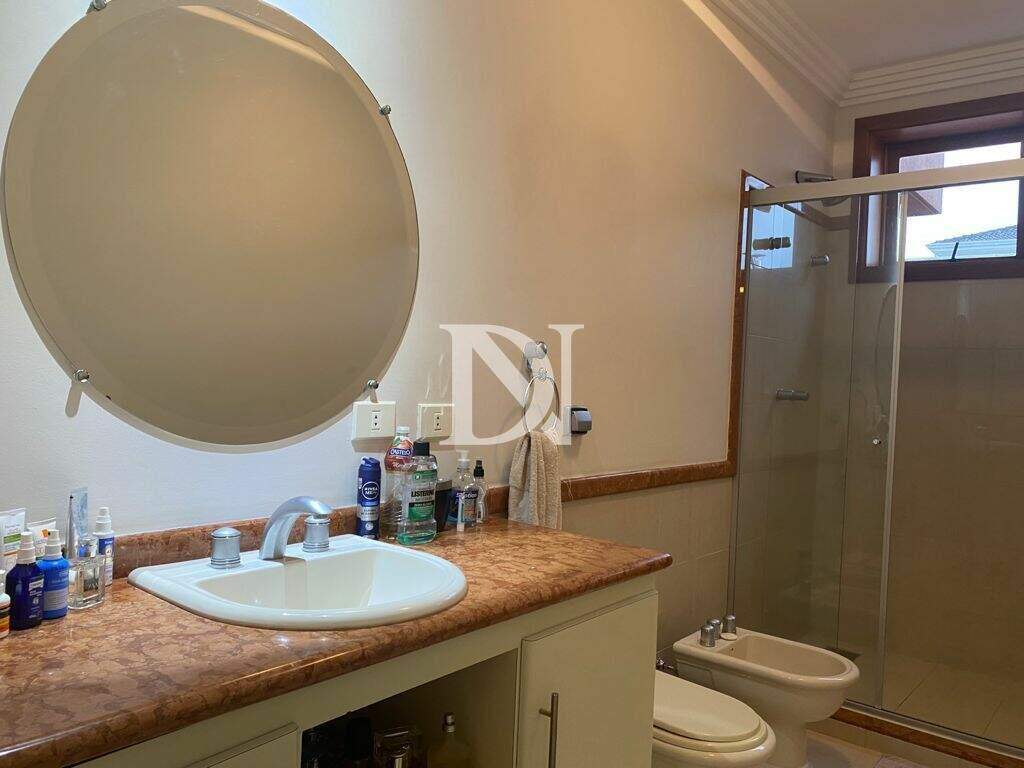 Casa em condomínio à venda no Jardim Theodora: 