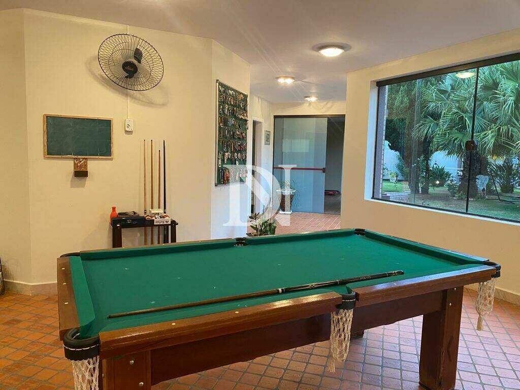 Casa em condomínio à venda no Jardim Theodora: 