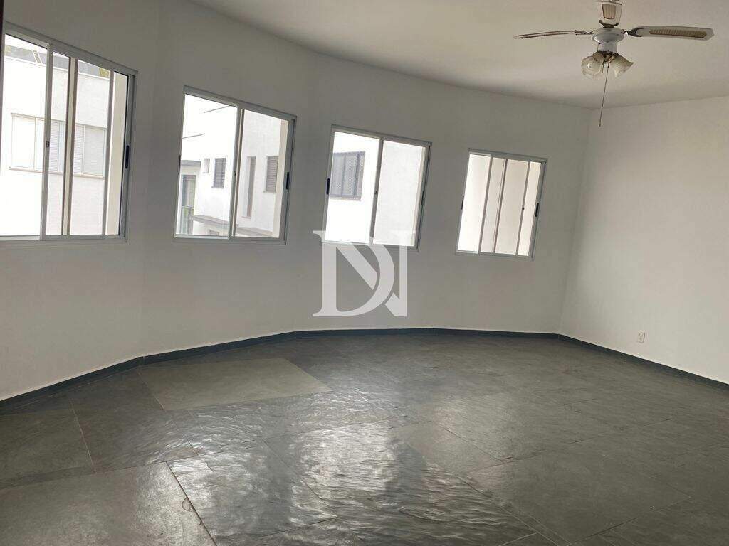 Casa em condomínio à venda no Jardim Theodora: 