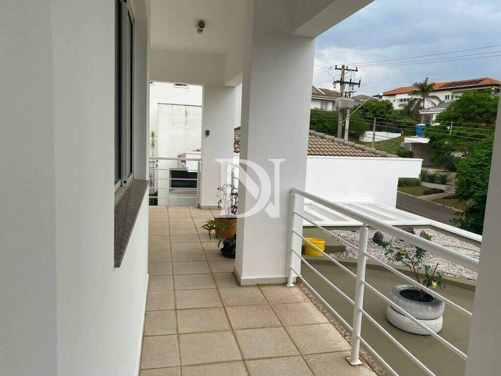 Casa em condomínio à venda no Jardim Theodora: 