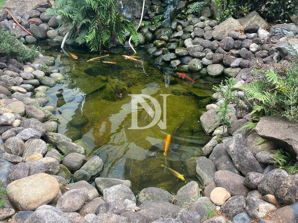 Casa em condomínio à venda no Jardim Theodora: 
