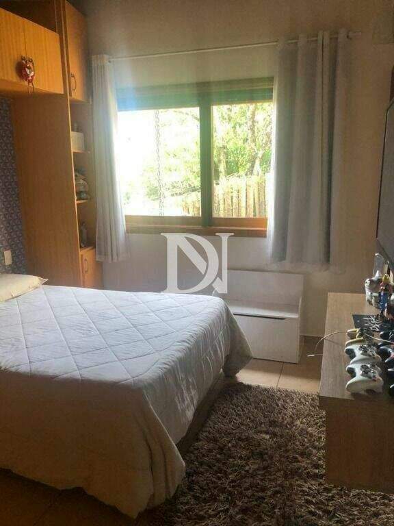 Casa em condomínio à venda no Condomínio Campos de Santo Antônio: 