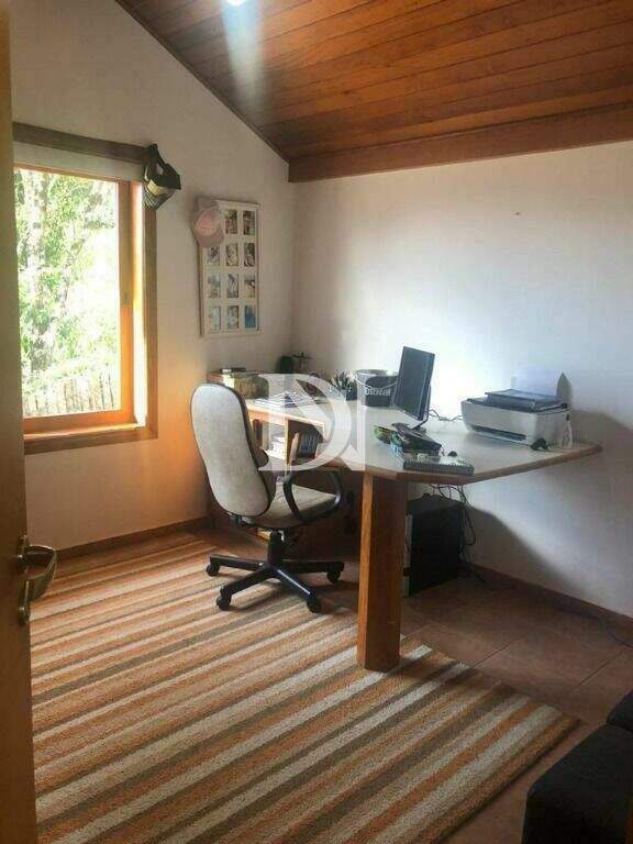 Casa em condomínio à venda no Condomínio Campos de Santo Antônio: 