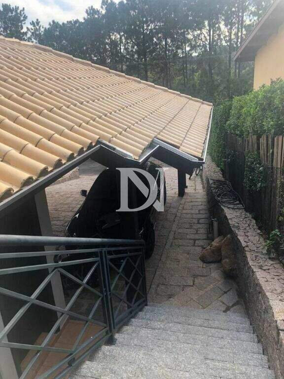 Casa em condomínio à venda no Condomínio Campos de Santo Antônio: 