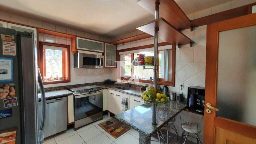 Casa em condomínio à venda no Condomínio Campos de Santo Antônio: 