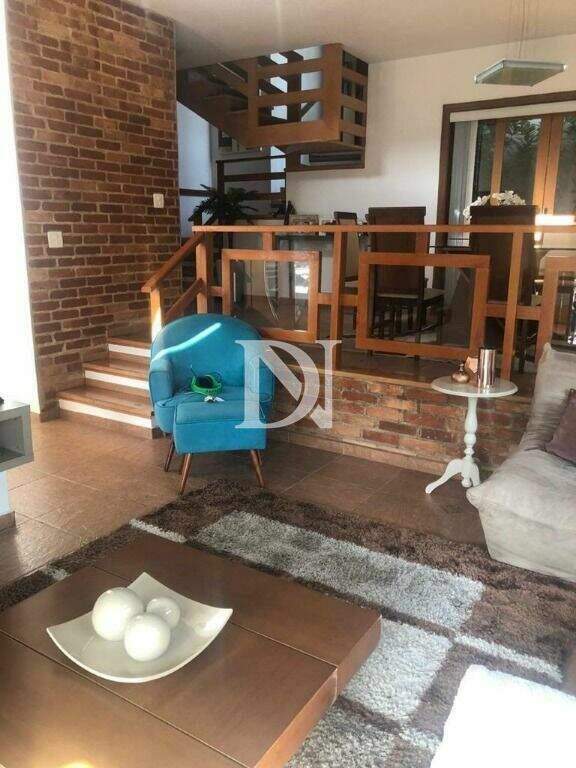 Casa em condomínio à venda no Condomínio Campos de Santo Antônio: 