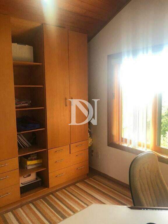 Casa em condomínio à venda no Condomínio Campos de Santo Antônio: 