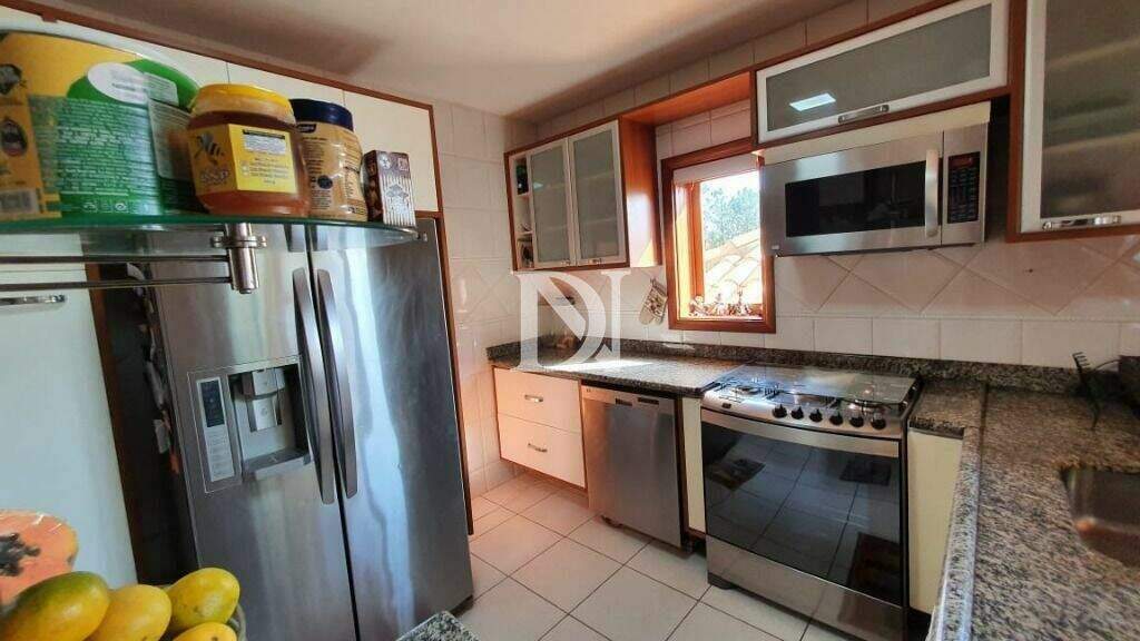 Casa em condomínio à venda no Condomínio Campos de Santo Antônio: 