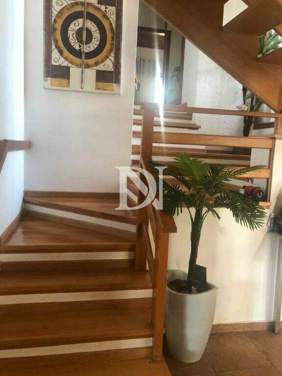 Casa em condomínio à venda no Condomínio Campos de Santo Antônio: 