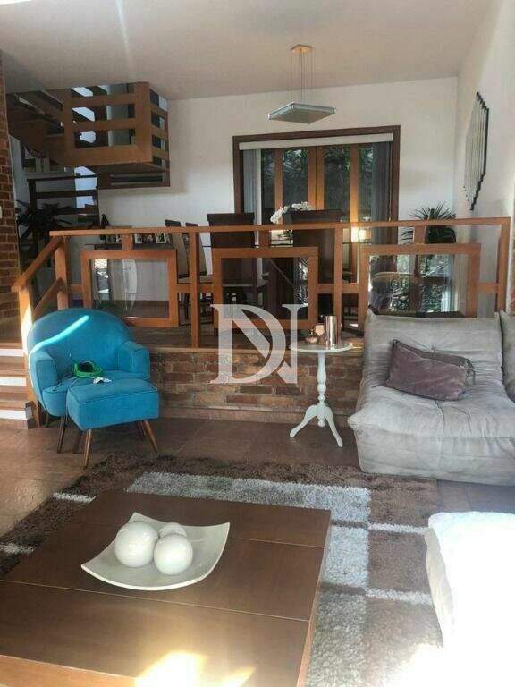 Casa em condomínio à venda no Condomínio Campos de Santo Antônio: 