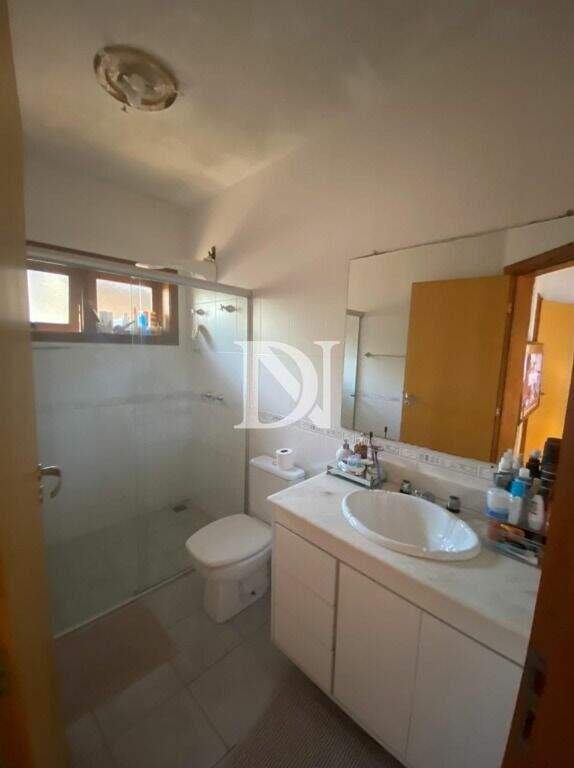 Casa em condomínio à venda no Condomínio Campos de Santo Antônio: 
