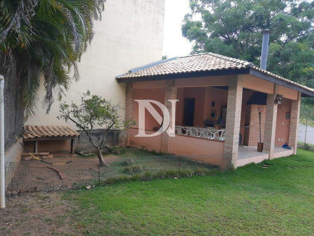 Casa em condomínio à venda no Condomínio Campos de Santo Antônio: 