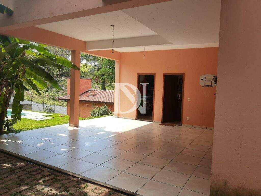 Casa em condomínio à venda no Condomínio Campos de Santo Antônio: 