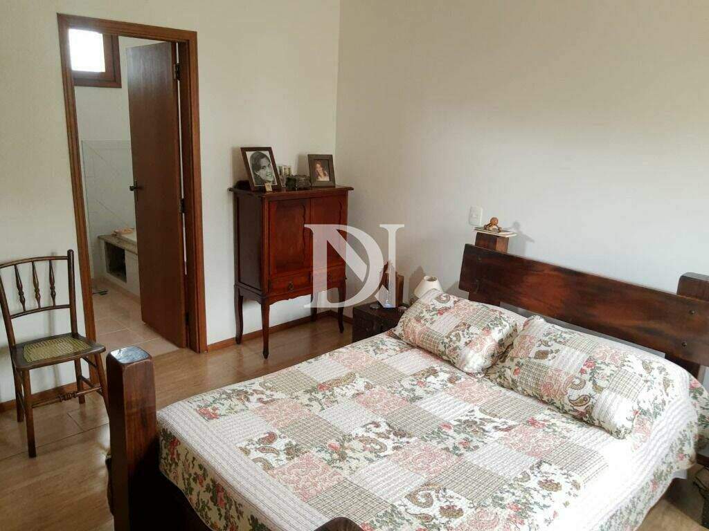 Casa em condomínio à venda no Condomínio Campos de Santo Antônio: 