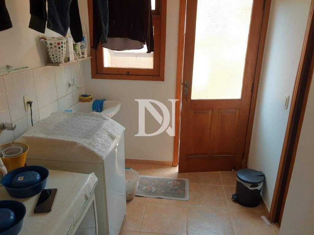 Casa em condomínio à venda no Condomínio Campos de Santo Antônio: 