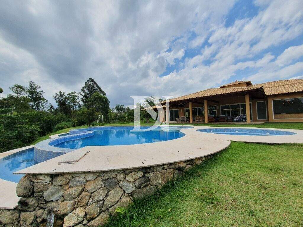Casa em condomínio à venda no Condomínio Terras de São José: 