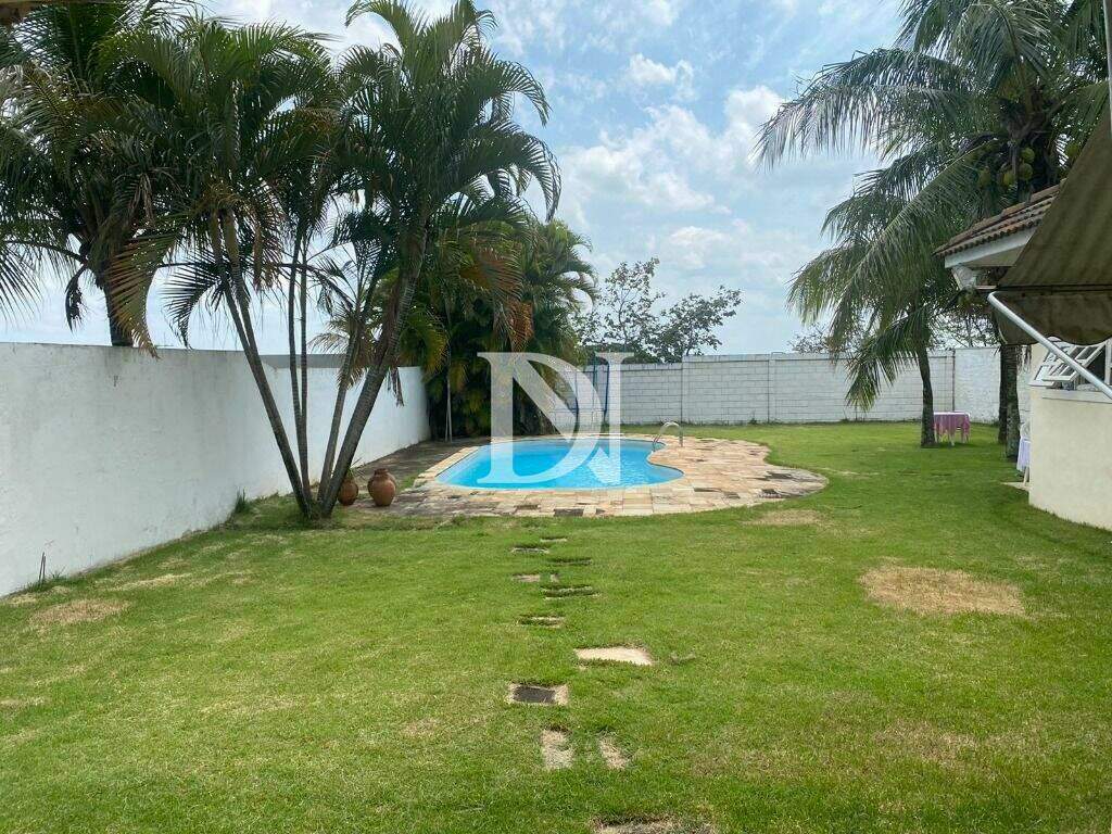 Casa em condomínio à venda no Jardim Theodora: 