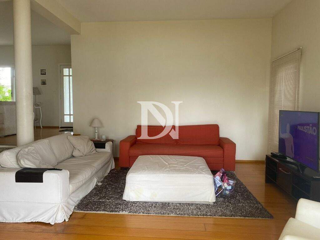 Casa em condomínio à venda no Jardim Theodora: 