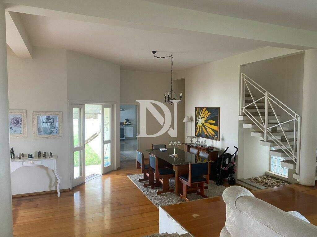 Casa em condomínio à venda no Jardim Theodora: 