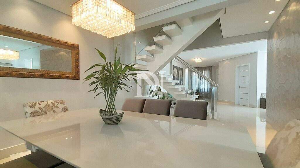 Casa em condomínio à venda no Jardim Marília: 