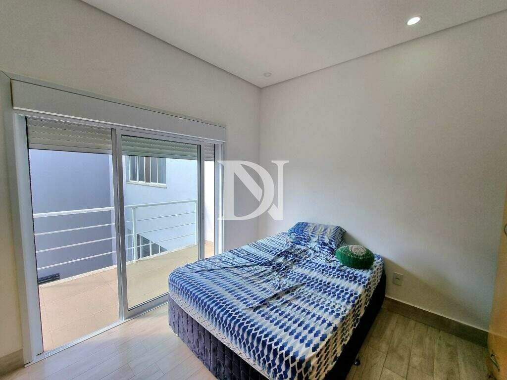 Casa em condomínio à venda no Terras de Monte Serrat: 