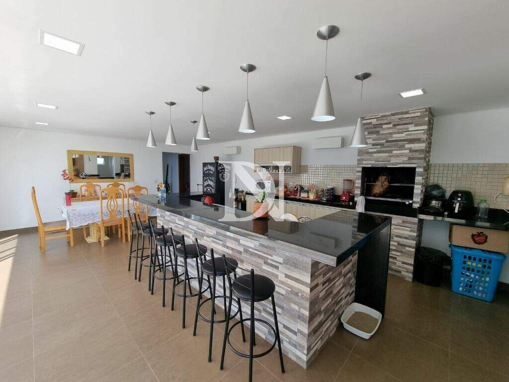 Casa em condomínio à venda no Terras de Monte Serrat: 