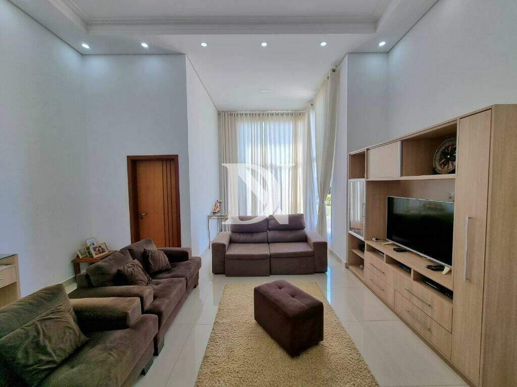 Casa em condomínio à venda no Terras de Monte Serrat: 