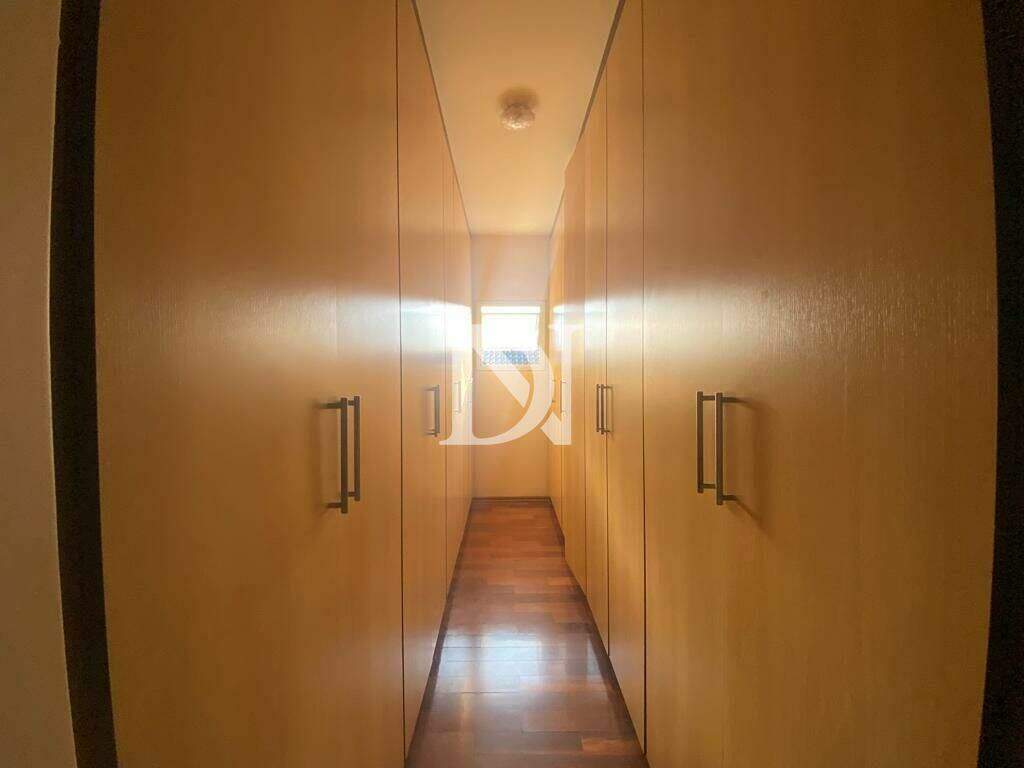 Casa em condomínio à venda no Jardim Theodora: 