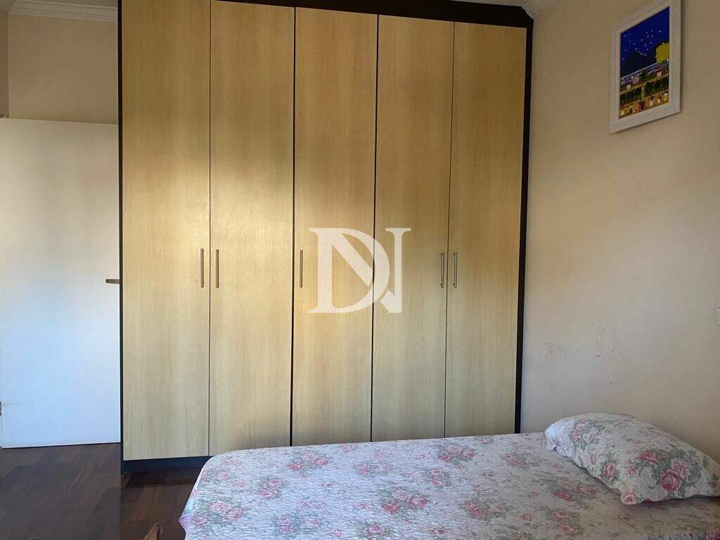 Casa em condomínio à venda no Jardim Theodora: 